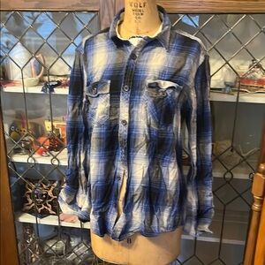Men's Blue Plaid Casual Button-Down Shirt